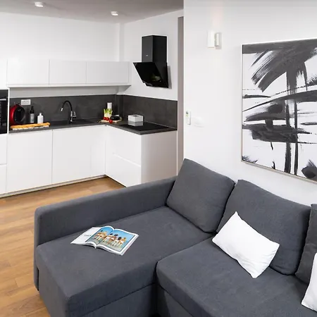 Apartment House 